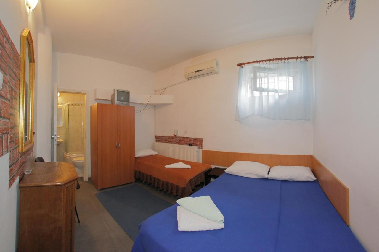 Pensiunea Bianco Nero Timisoara Bagian luar foto